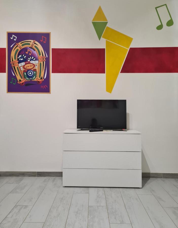 Apt Re Di Roma Bagian luar foto
